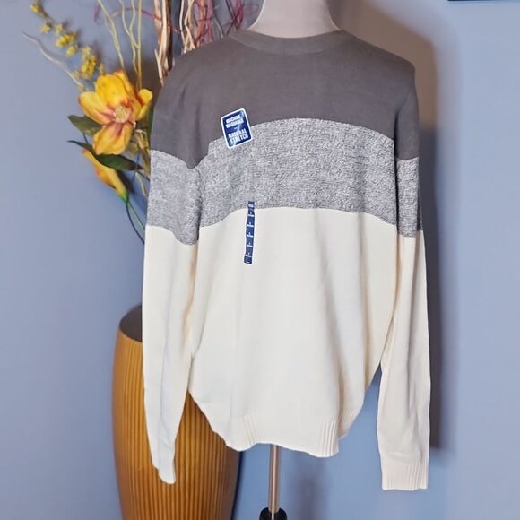Izod Other - Izod Colorblock Long Sleeve Crewneck Sweater Size Large NWT